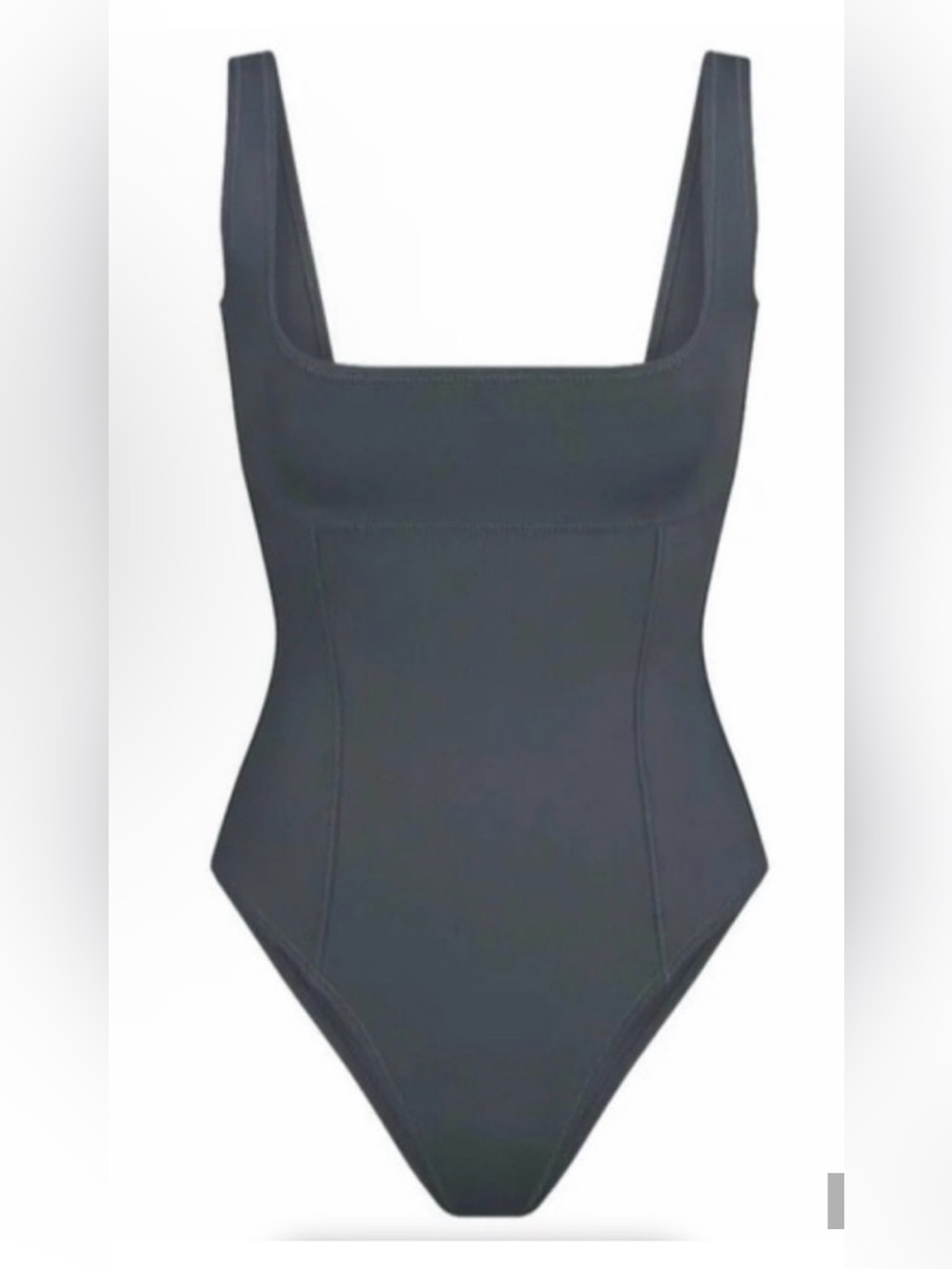 SKIMS SCULPTING SWIM TANK ONE PIECE
COLOR. GUNMETAL  XXS